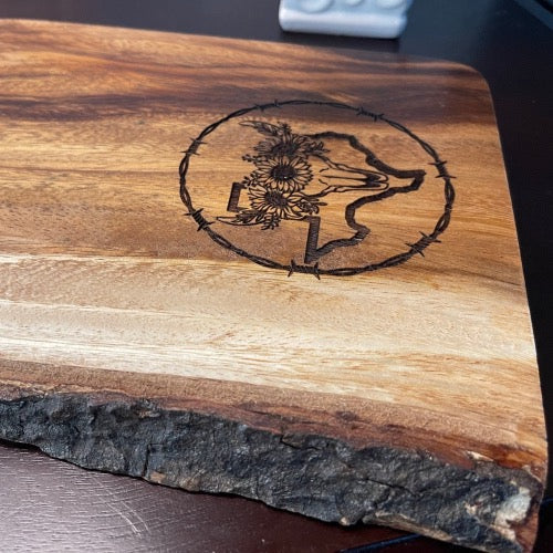 Acacia cutting board with raw edge — TX Bull Head with Flowers